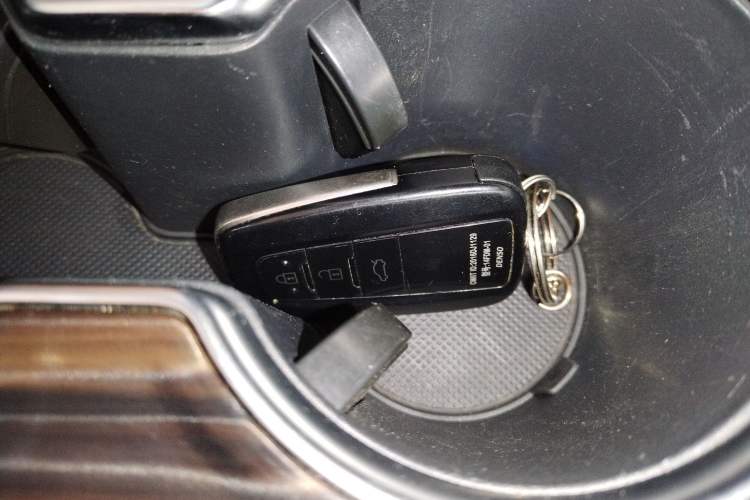 Used Toyota Camry 2019 2.5G Luxury Edition China VI Standard
