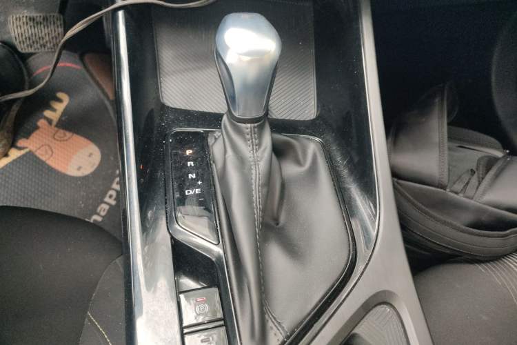 Used Roewe i5 2021 1.5L CVT Platinum Edition
