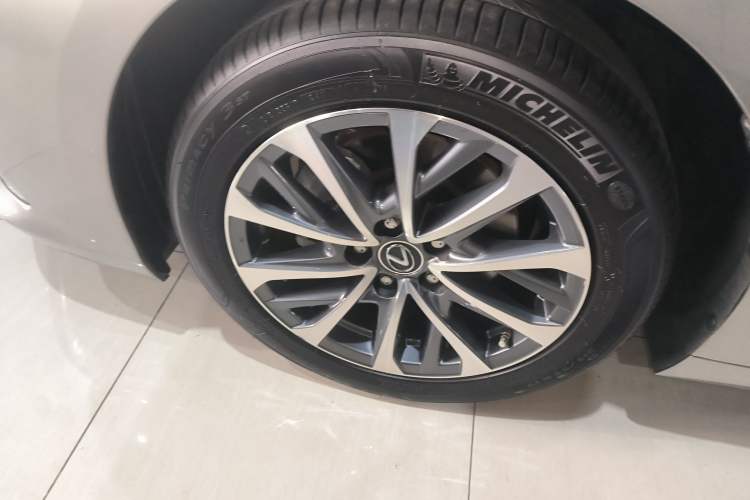 Used Lexus ES 2022 200 Luxury Edition
