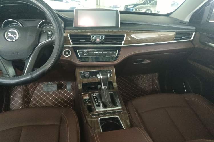 Used Hanteng X5 2018 1.5T CVT Luxury Edition
