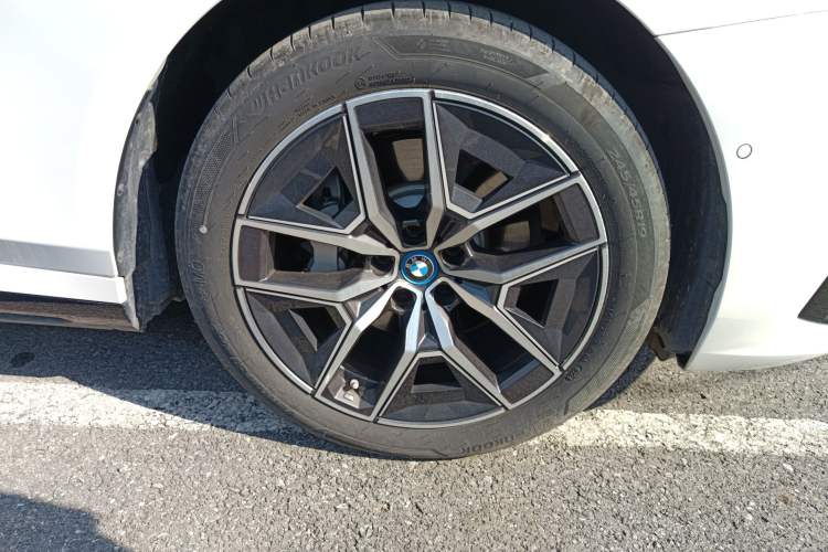 Used BMW i5 2025 eDrive 40L M Sport Package