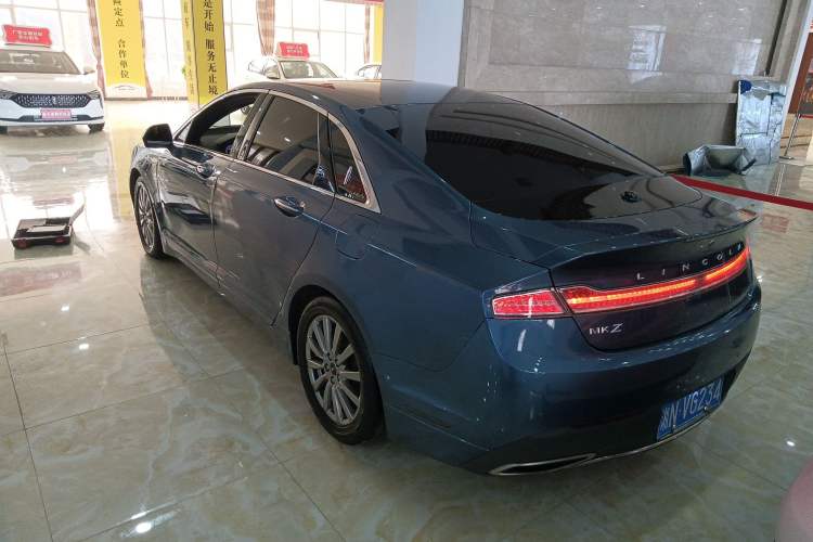 Used Lincoln MKZ 2018 2.0T Premium Edition
