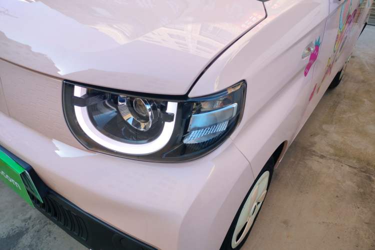 Used Chery QQ Ice Cream 2022 120km Conical Shape Lithium Iron Phosphate
