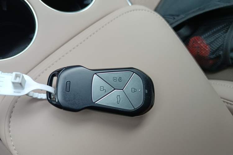 Used XPeng G9 2025 625 Long-Range Max
