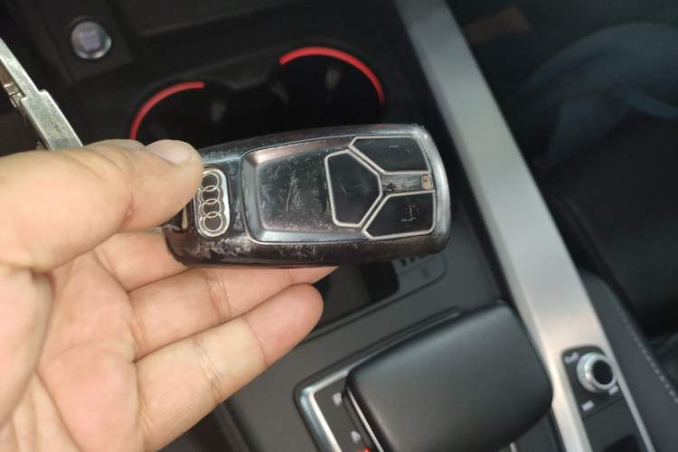 Used Audi A4L 2022 40 TFSI Luxury Dynamic Model