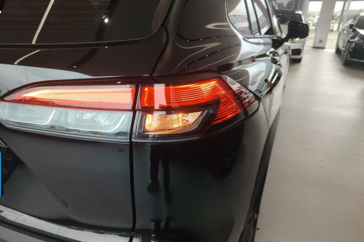 Used Toyota FRONTLANDER 2024 2.0L CVT Luxury Edition
