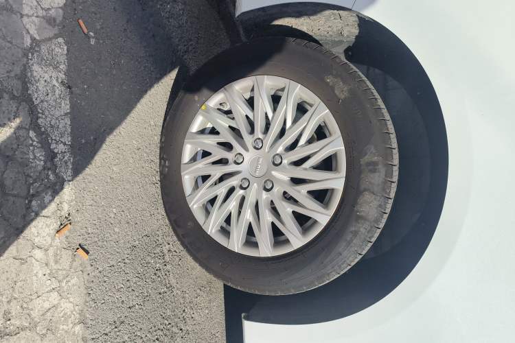 Used  Ruisheng Ace M7 2025 2.0L Automatic Long Wheelbase Luxury Version 7 Seats
