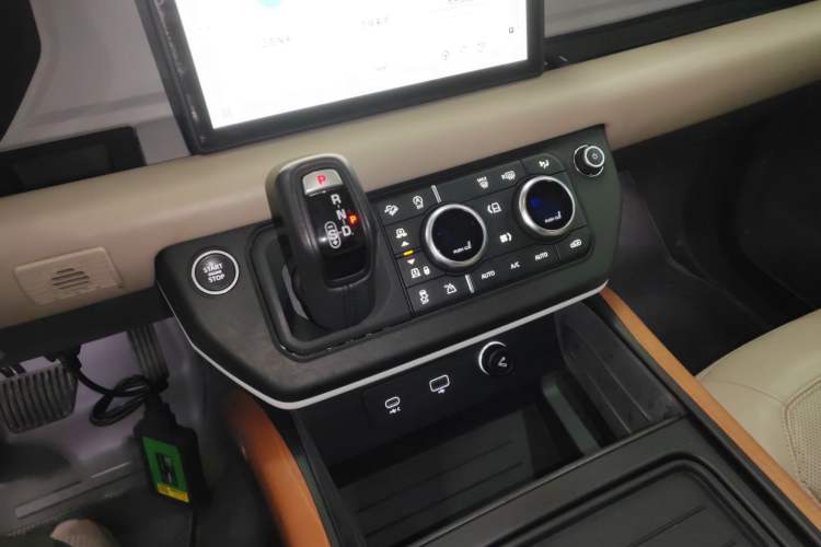 Used Land Rover Defender 2020 110 P400 HSE