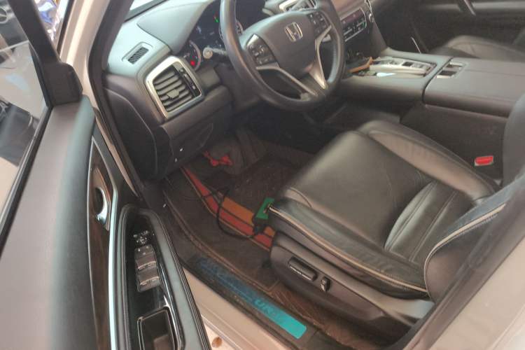 Used Honda UR-V 2017 370TURBO 2WD Prestige Edition China V
