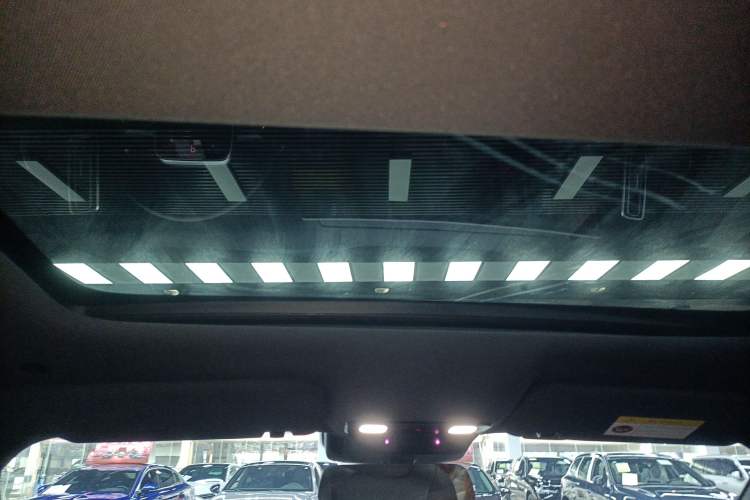 Used Li Auto L8 2023 Pro Model