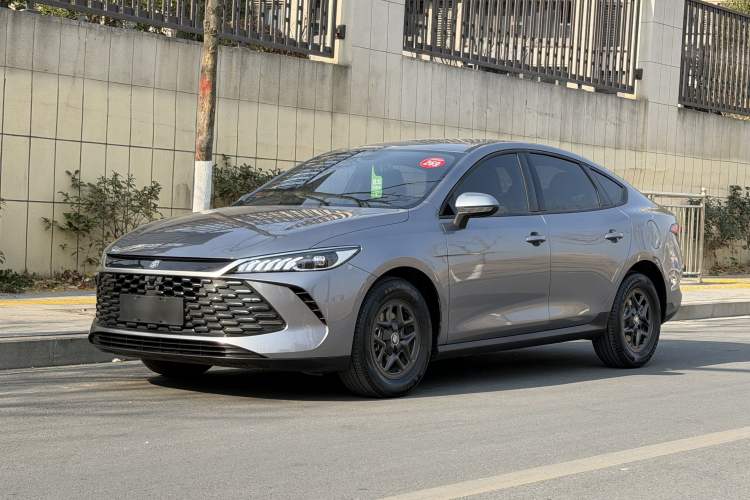 Used BYD Qin PLUS 2025 DM-i Smart Drive 55KM Leading Model