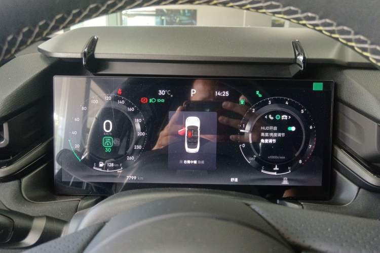 Used Lynk & Co 03 2023 2.0TD DCT H-Power Halo
