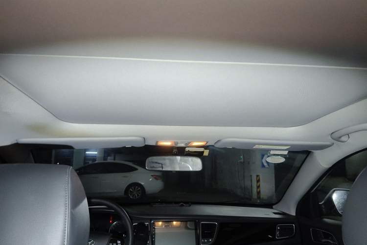 Used Hyundai Mistra 2014 1.8L Automatic Smart GLS