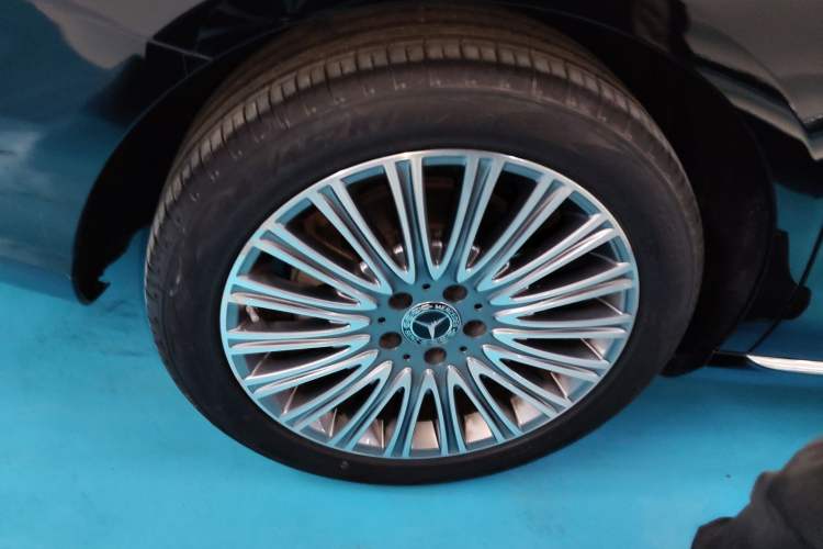 Used Mercedes-Benz E-Class 2022 Second Facelift E 300 L Luxury Edition