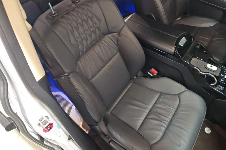 Used Honda Elysion 2024 2.0L eHEV Luxury Edition
