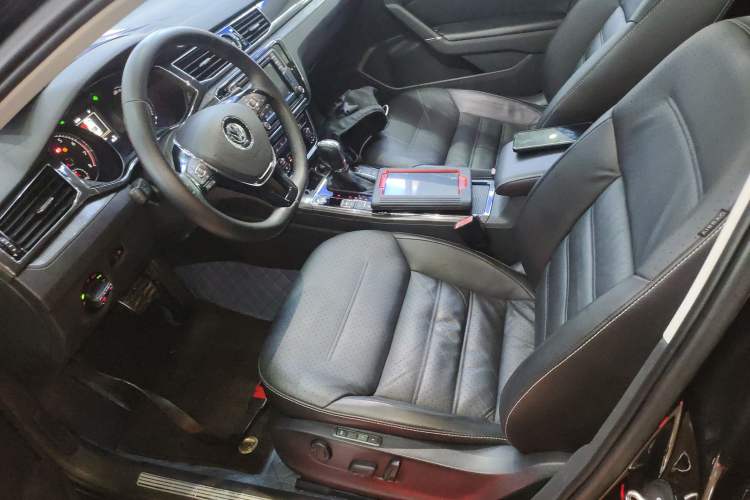 Used Volkswagen Passat 2016 330TSI DSG Prestige Edition
