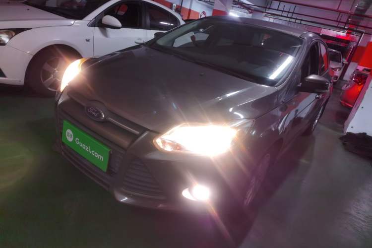 Used Ford Focus 2012 Sedan 1.6L Manual Comfort Model
