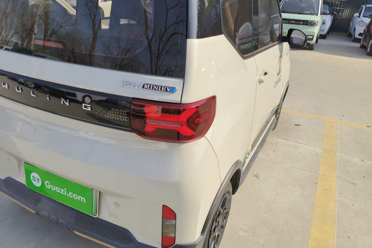 Used Wuling Hongguang MINIEV 2022 GAMEBOY 200km Gaming Edition with Lithium Iron Phosphate
