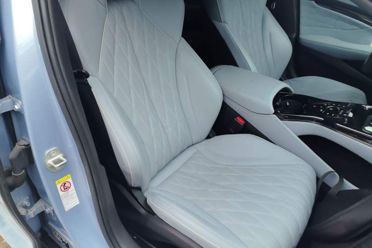 Used BYD Seal 2022 550 km Standard Range Rear-Wheel Drive Prestige Version