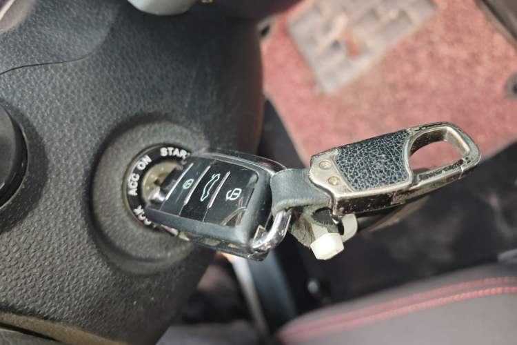 Used  Refine S3 2016 1.5L Manual Luxury Model
