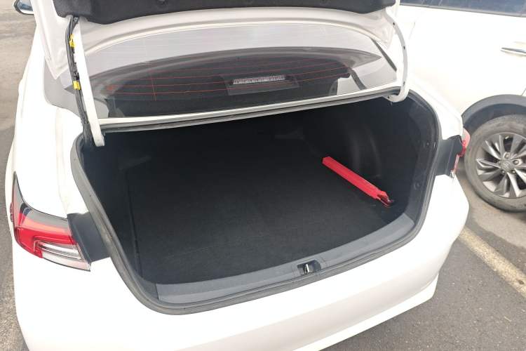 Used Toyota Corolla 2022 Dual-Motor 1.8L E-CVT Pioneer Edition