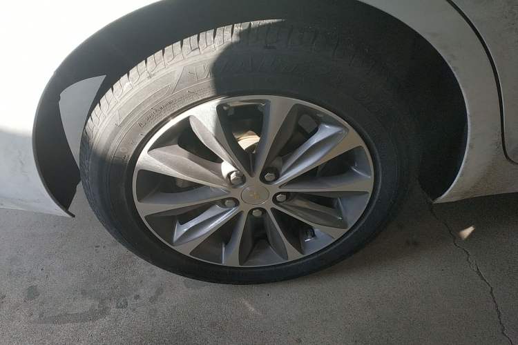 Used Chevrolet Monza 2022 320 Automatic Enjoyment Sunroof Version
