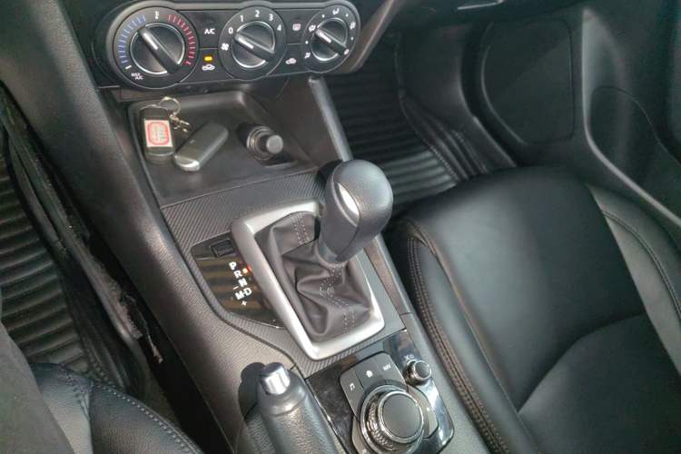 Used Mazda Mazda 3 Axela 2017 Sedan 1.5L Automatic Comfort Model Emission Standard China V
