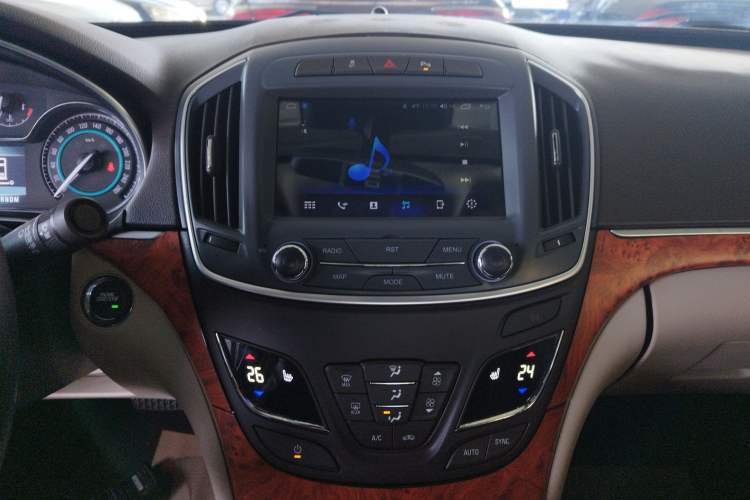 Used Buick Regal 2015 2.0L Elite Fashion Edition
