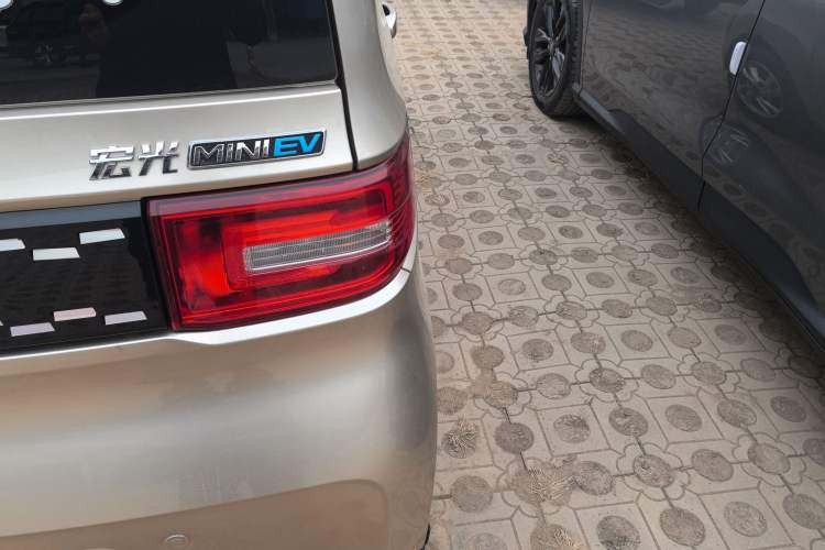 Used Wuling Hongguang MINIEV 2020 Zizai Version Lithium-NMC