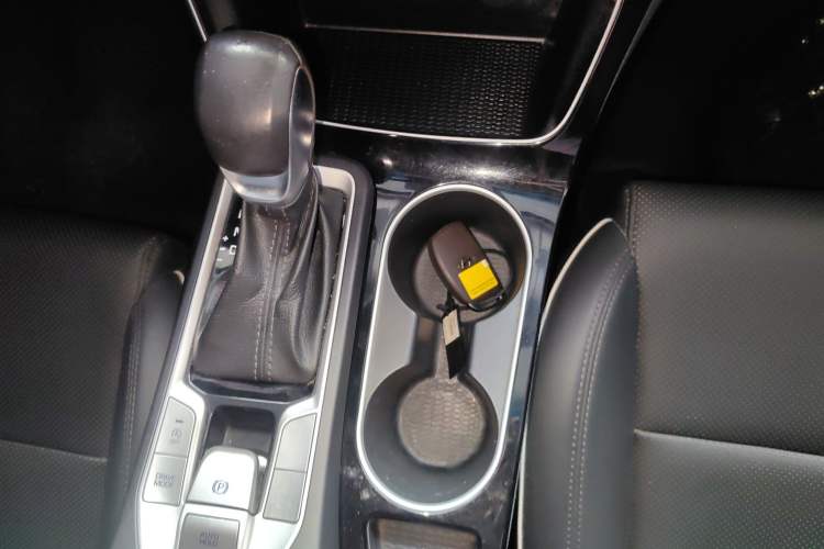 Used Hyundai Tucson 2020 280TGDi Two-Wheel-Drive GLS Fashion Edition China VI Standard
