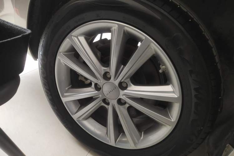 Used AION S 2023 Xuan 580 55.5 kWh Lithium Iron Phosphate