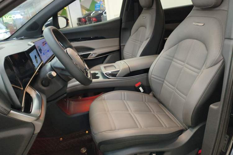 Used Hongqi Tiangong 08 2025 605 Max Rear-Drive Version
