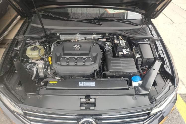 Used Volkswagen Magotan 2020 330TSI DSG Luxury Edition
