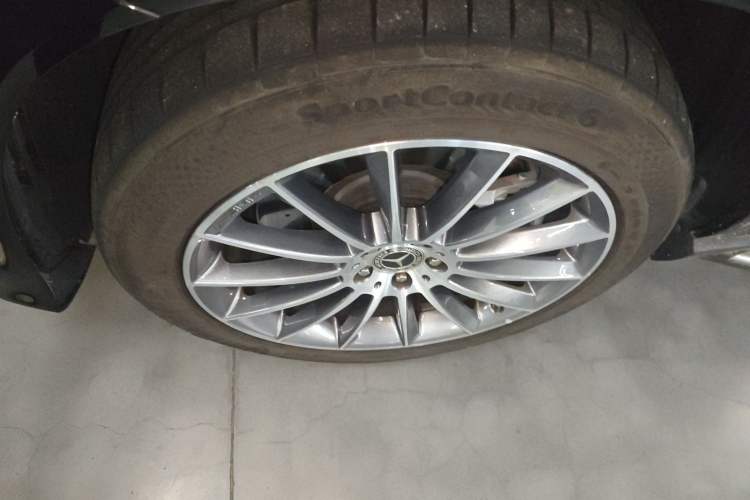 Used Mercedes-Benz GLE 2024 GLE 450 4MATIC Luxury Model
