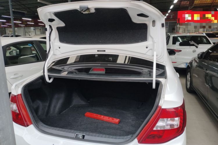 Used BYD F3 2015 Energy-Saving Edition 1.5L Manual Luxury Model
