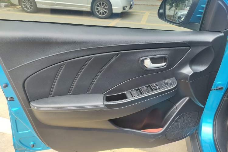 Used Luxgen S3 2016 1.6L CVT Flagship Edition
