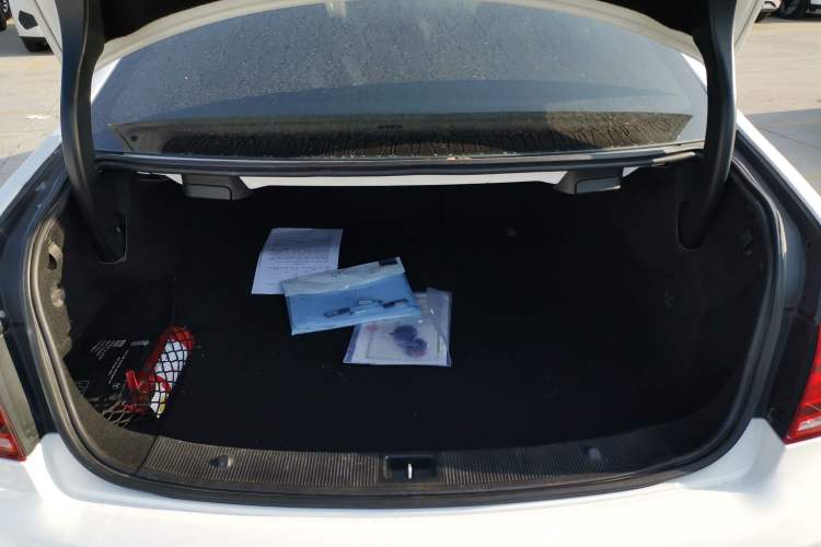 Used Mercedes-Benz E-Class 2014 E 200 Coupe
