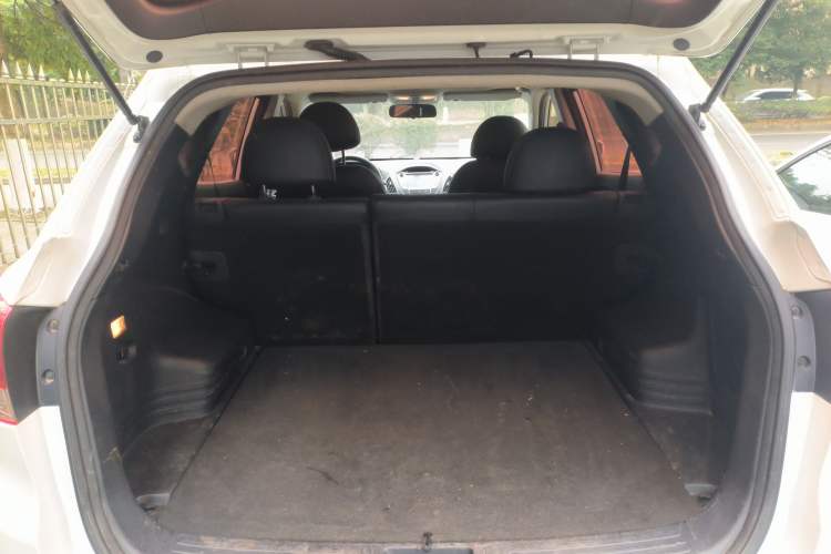 Used Hyundai ix35 2015 2.0L Automatic 2WD Comfort Edition China V Standard
