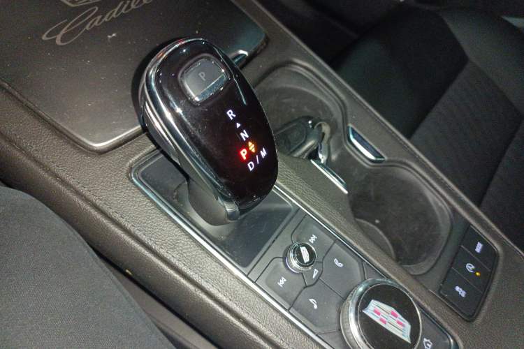 Used Cadillac XT4 2021 28T Two-Wheel Drive Tech Edition