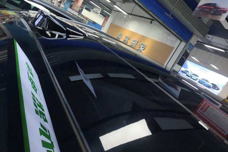 Used Zeekr 7X 2025 100 kWh Long-Range Rear-Wheel Drive with Intelligent Driving Features