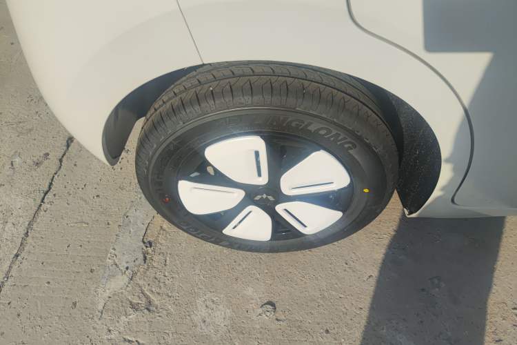 Used Wuling Hongguang MINIEV 2025 Four-Door Version Advanced Edition
