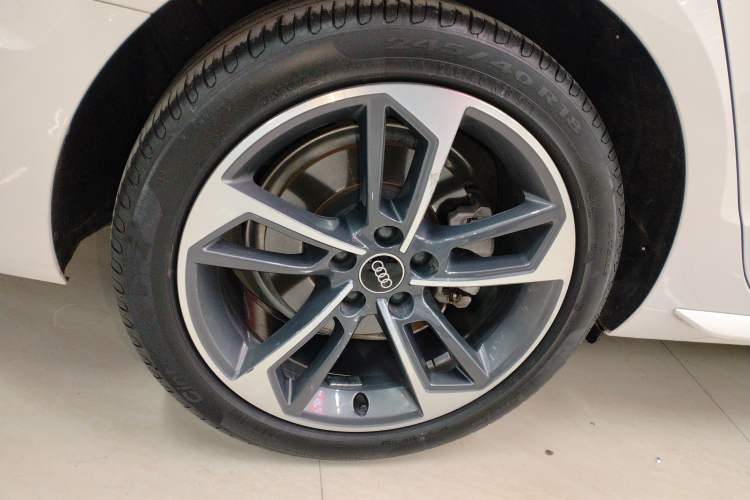 Used Audi A4L 2024 40 TFSI Fashion Dynamic Model