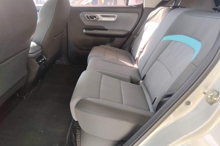 Used AION Y 2023 Younger