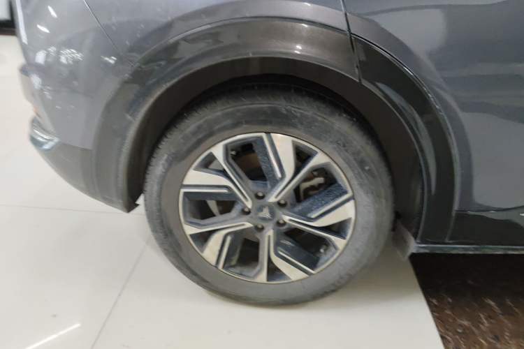 Used NETA U 2023 NETA U-Ⅱ Challenge Edition 400 U Show – Lithium Iron Phosphate