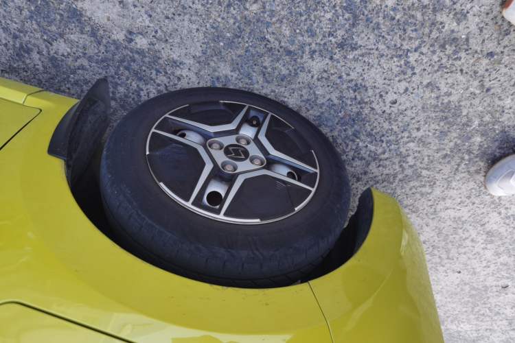 Used SOL E10X 2021 302 km Range Fashion Edition 30.2 kWh