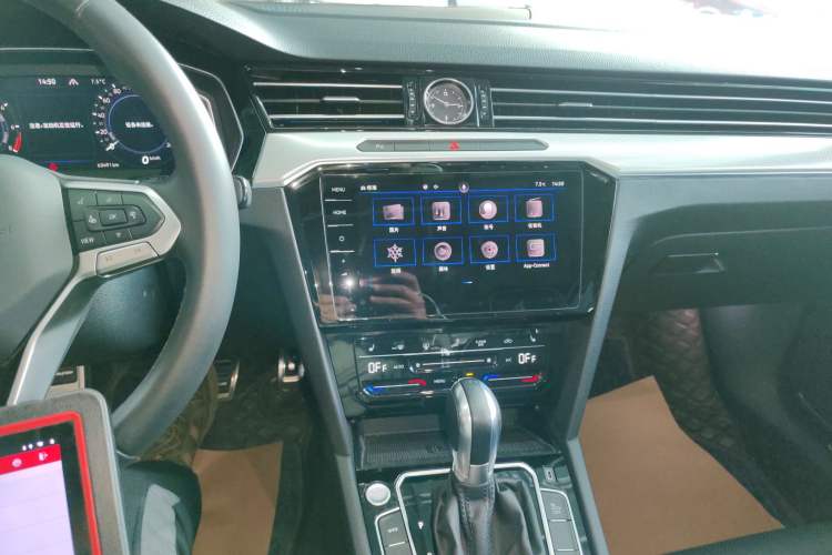 Used Volkswagen Magotan GTE Plug-in Hybrid 2022 GTE Luxury Model
