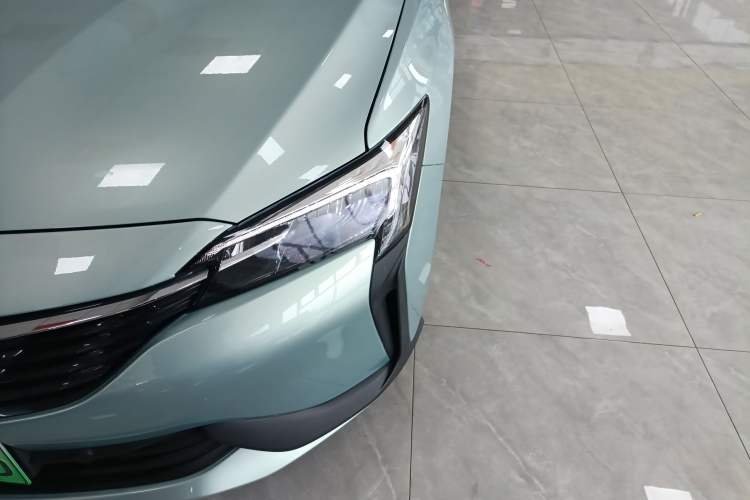 Used Buick Velite 6 2022 Plug-in Hybrid Connected Fashion Model

