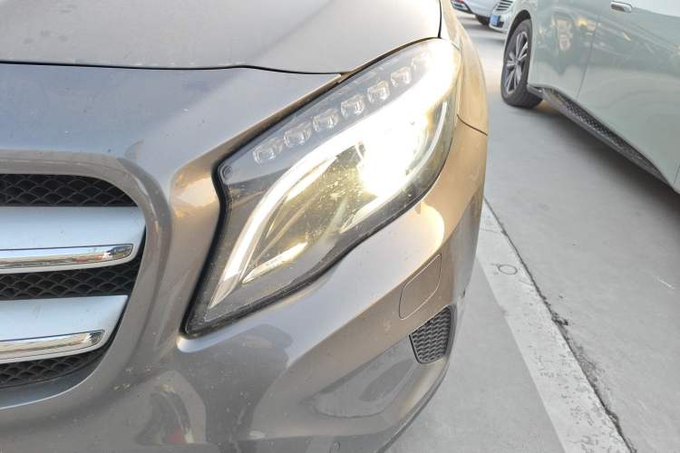 Used Mercedes-Benz GLA 2015 GLA 200 Fashion Model