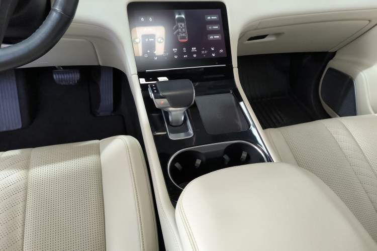 Used Li Auto ONE 2020 Extended-Range 6-Seater Version
