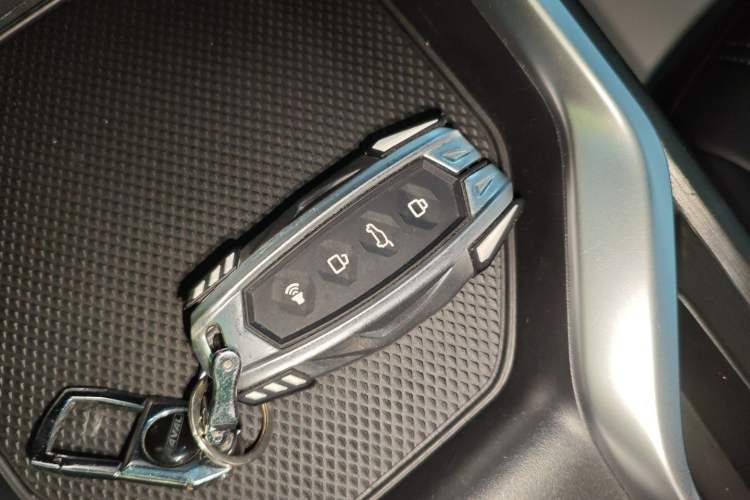 Used Haval H5 2023 2.0T Automatic All-Wheel Drive LinkedIn Gasoline
